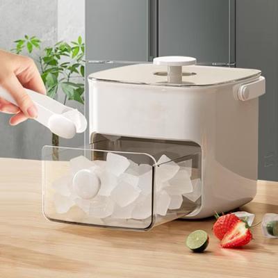 Compact Mini Ice Cube Tray with Lid, 6 Inch Small Storage Bin Ice Maker Mold, Reusable Tiny Ice Container with Ice Tongs, Ideal for RV & Mini Fridge - Image 2