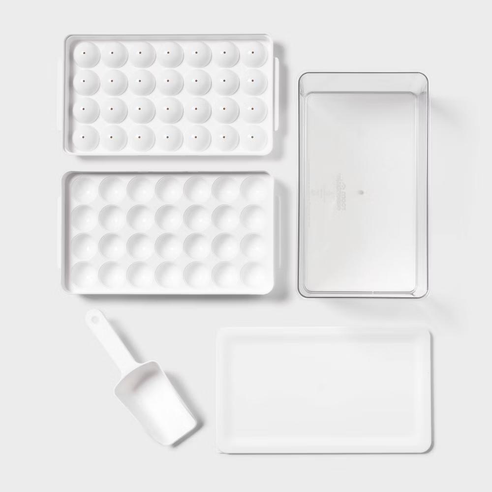 Ice Cube Tray with Lidded Bin and Scoop - Image 3
