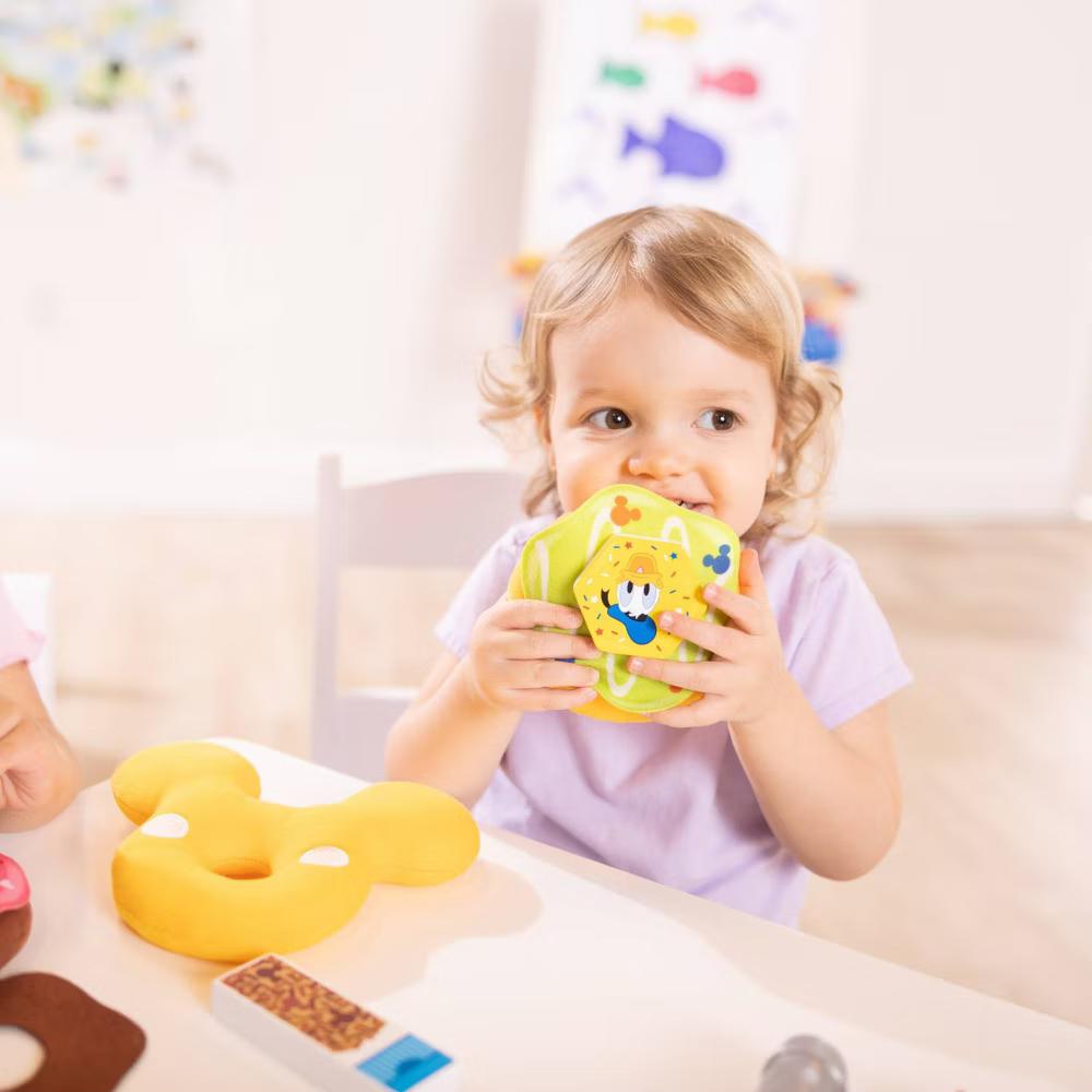 Fill and Top Character Donuts Play Set - Image 3