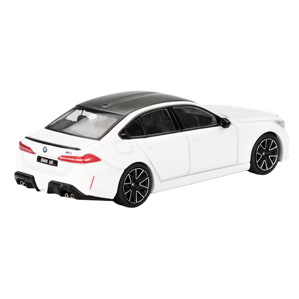 BMW M5 Alpine White with Carbon Top Limited Edition 1/64 Diecast Model Car - Image 3
