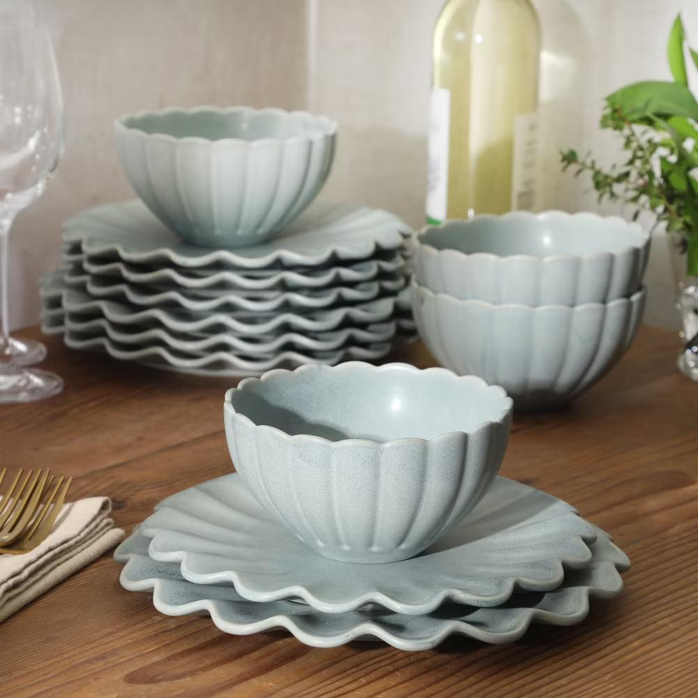 Plates and Bowls Sets, 12-Piece Stoneware Dinnerware Set for 4, Scalloped Dish Set with Dinner Plates, Salad Plates & Bowls - Image 12