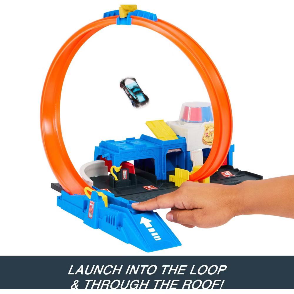 City Super Police Station Playset with Police Toy Car & Adjustable Track Loop 1:64 Scale - Image 5