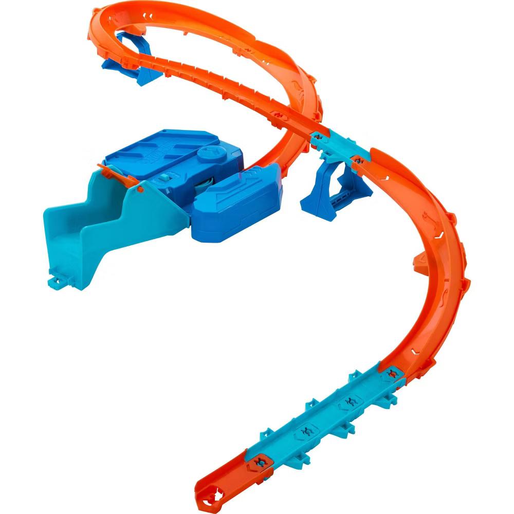 Track Creator Boosted Jump Speedway Set with 1:64 Scale Toy Car and Motorized Booster - Image 3