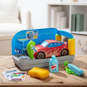 Spray & Shine Car Wash Color-Changing Water Toy Play Se