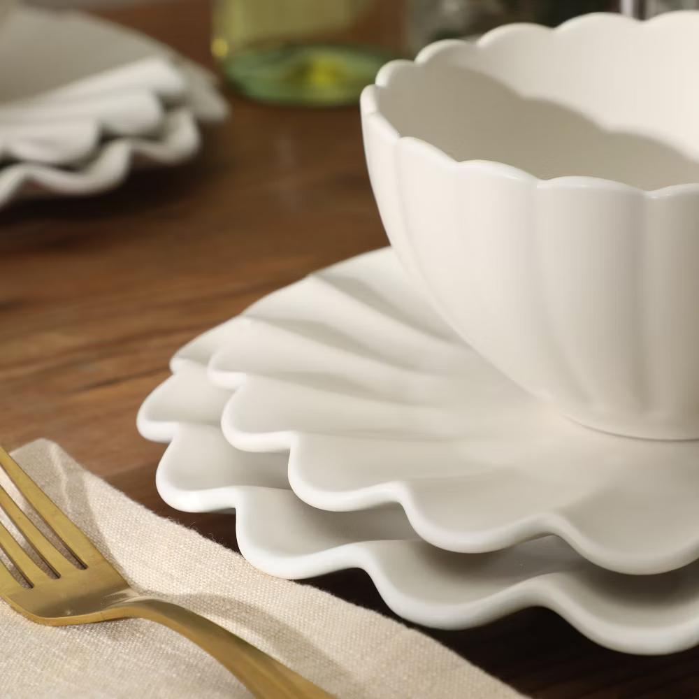 Plates and Bowls Sets, 12-Piece Stoneware Dinnerware Set for 4, Scalloped Dish Set with Dinner Plates, Salad Plates & Bowls - Image 4