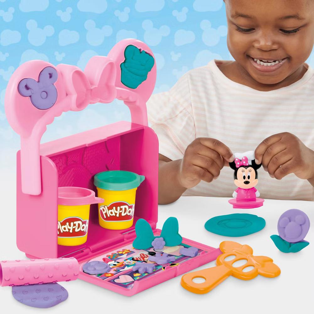 Play-Doh Junior On-the-Go Bakery PlaySet Gifts for Kids Ages 2 and Up - Image 7
