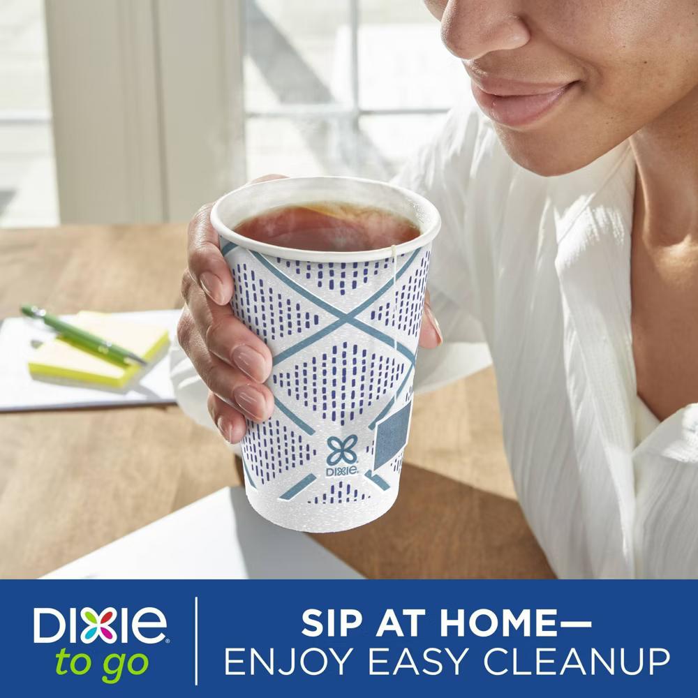 To Go Disposable Hot Cups & Lids - 18ct/16oz: Insulated paper, assorted pattern - Image 3