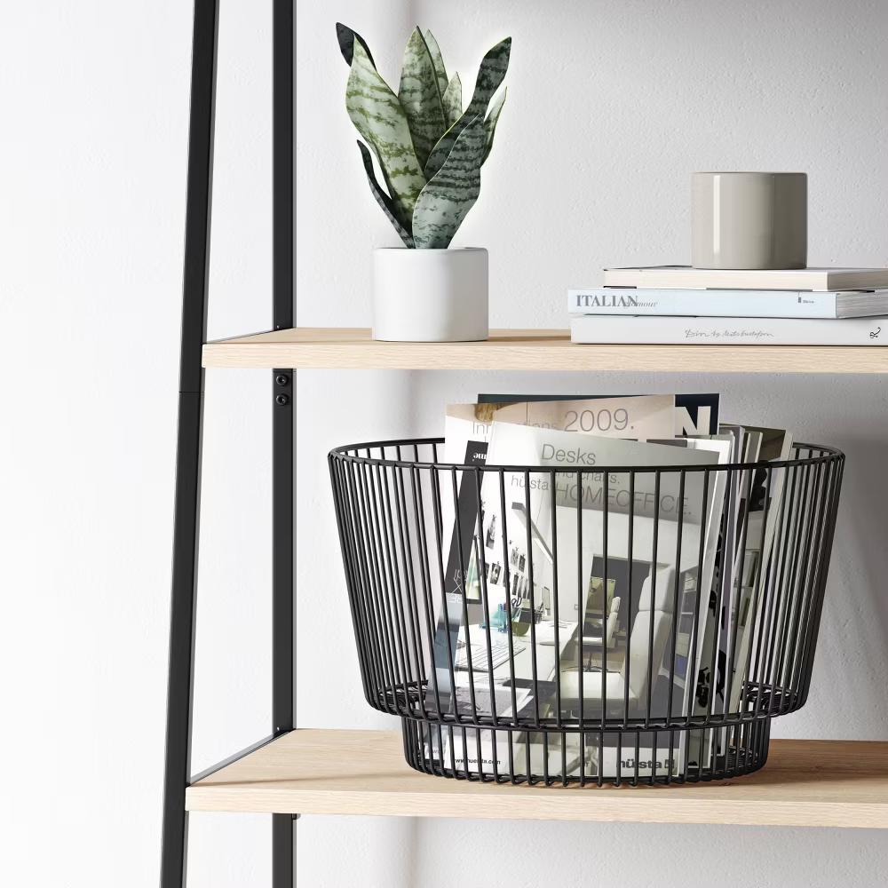 18" x 11" Metal Wire Basket - Image 5