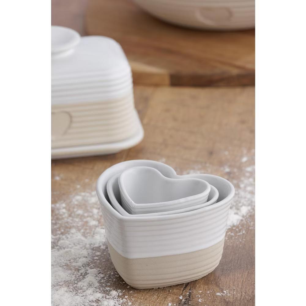 Mason Cash Rustic Charm Measuring Cups, Set of 3 Stoneware Cups (1 Cup to ¼ Cup) - Image 4