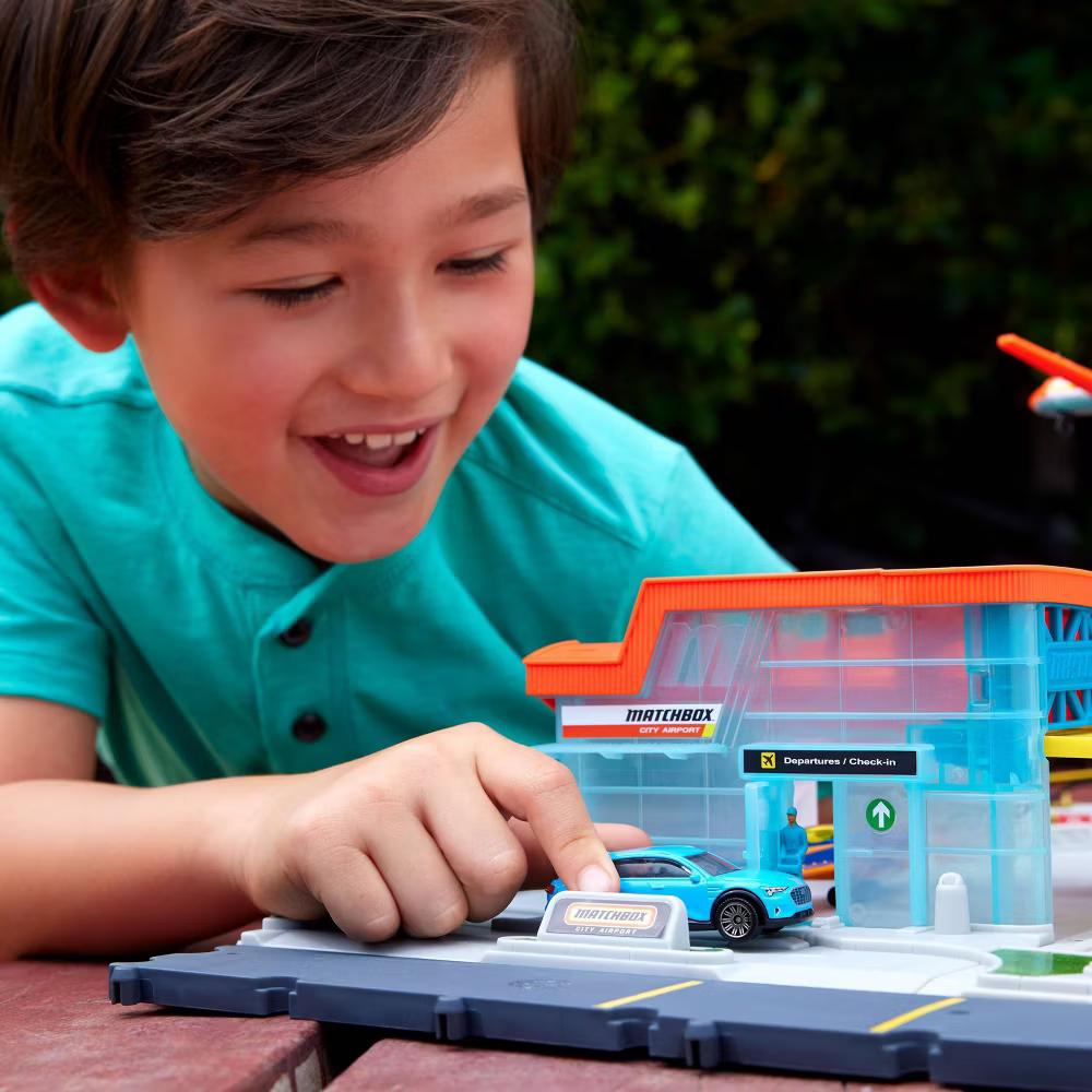 Matchbox Airport Takeoff Adventure Playset with Diecast Toy Audi Car & Plastic Plane