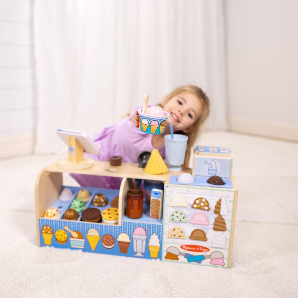 Cool Scoops Ice Creamery Wooden Counter with Play Food Preschool Toy: Creative Play 42-Piece Set