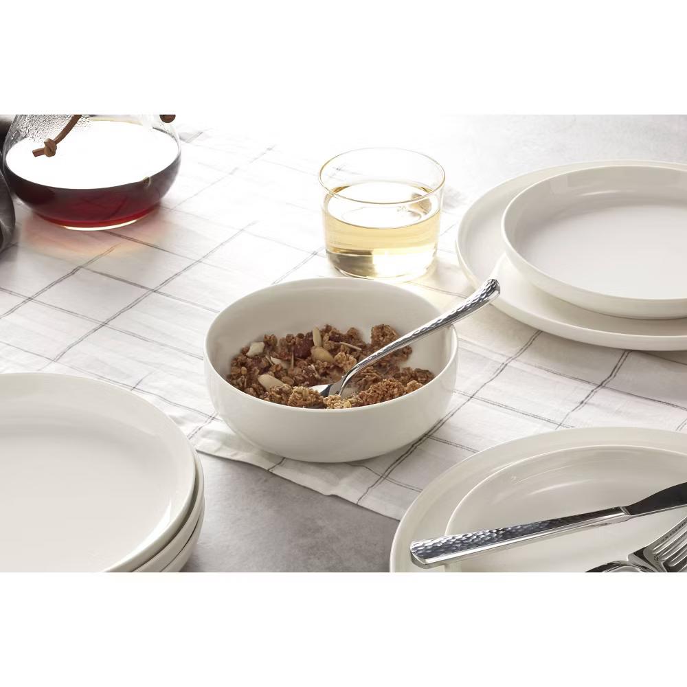 Oneida 12pc Dinnerware Set - Image 8