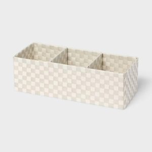 tan-white-checkered
